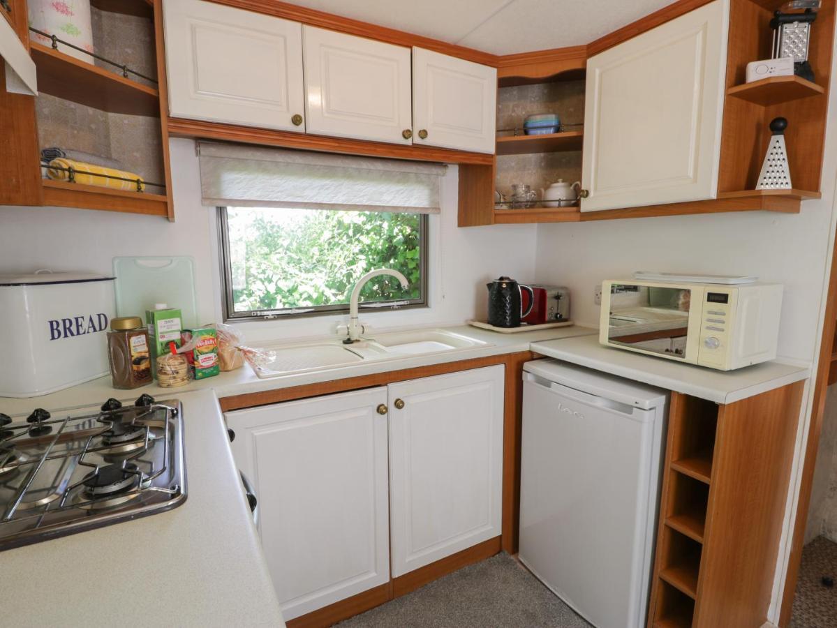 Fron Dderw Caravan Holyhead Exterior foto