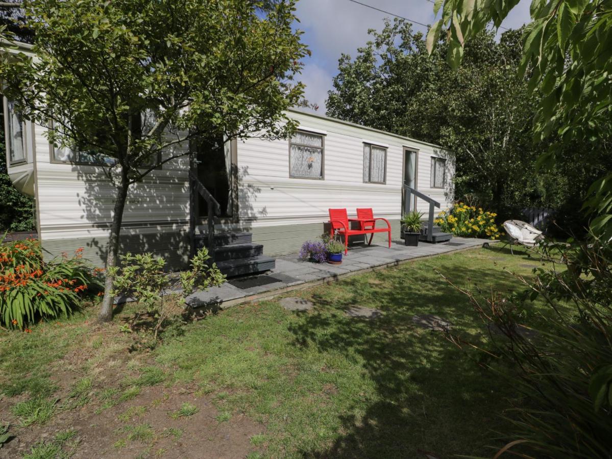 Fron Dderw Caravan Holyhead Exterior foto